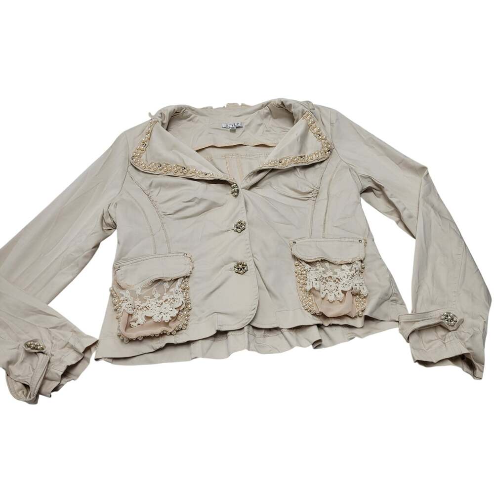 Vintage boho Shabby chic pearl maximalist jacket blazer lace ruffle embellished